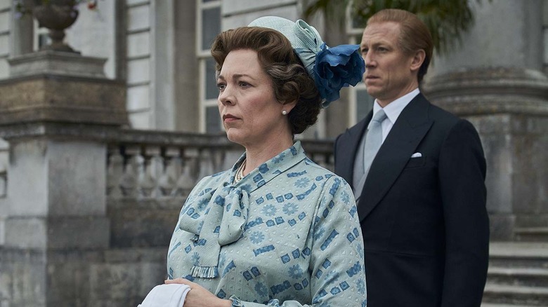 olivia colman as queen elizabeth ii