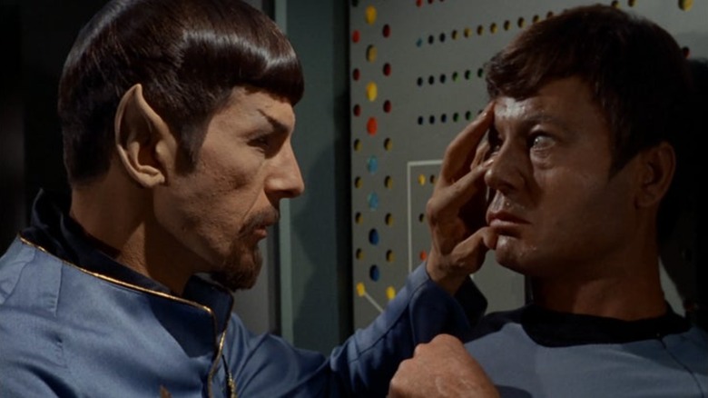 Leonard Nimoy DeForest Kelley, Star Trek