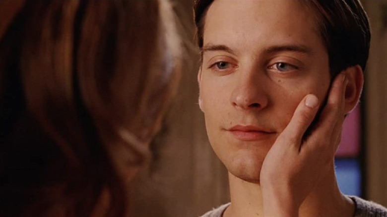 Kirsten Dunst and Tobey Maguire in Spider-Man 2