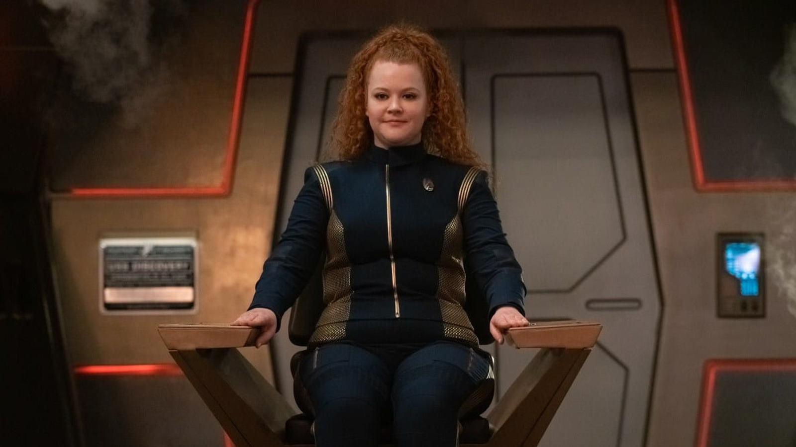 Star Trek Discovery's Mary Wiseman Confirms Tilly Will Return In