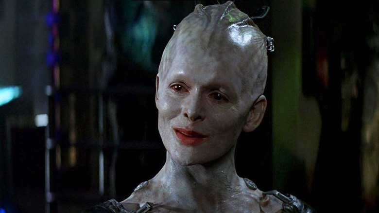 Alice Krige como a Rainha Borg Star Trek: Primeiro Contato