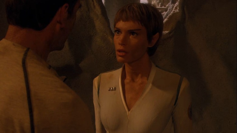 Jolene Blaylock as T'Pol on Star Trek: Enterprise, uncharacteristically emotional