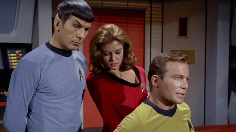 Leonard Nimoy y William Shatner en Star Trek: La serie original