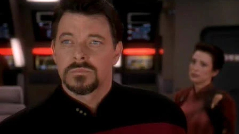 Jonathan Frakes e Nana Visitante em Star Trek: Deep Space Nine