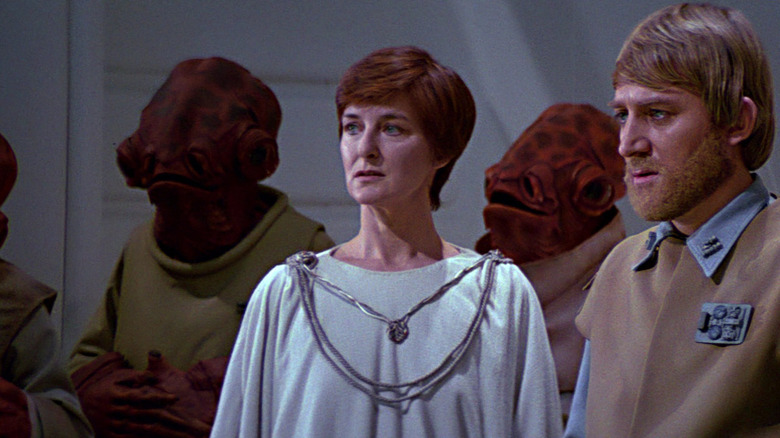 Mon Mothma and Crix Madine brief rebels in Return of the Jedi