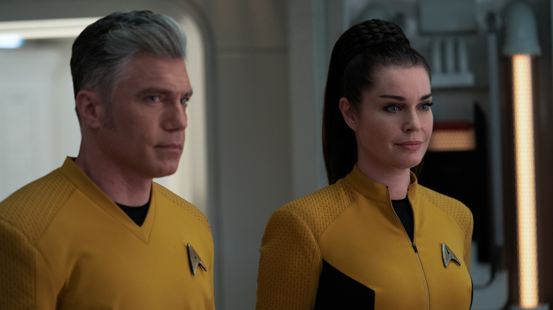 Rebecca Romijn and Anson Mount in Star Trek: Strange New Worlds