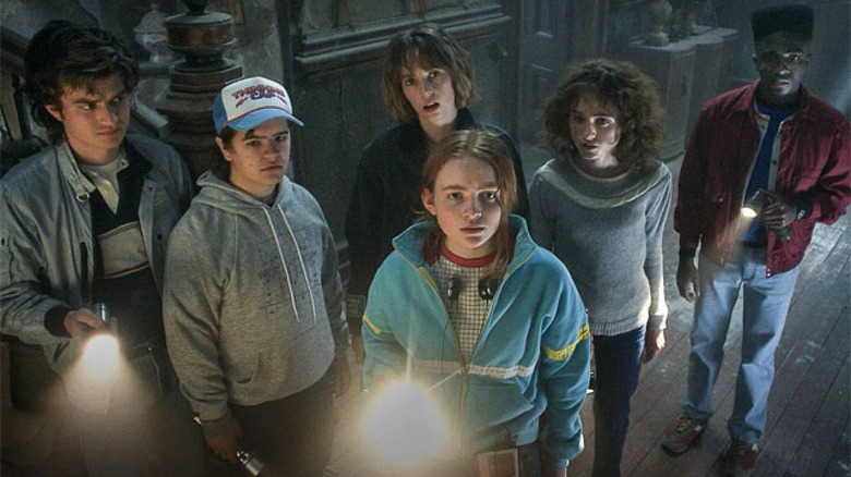 Stranger Things max and gang looking up at portal