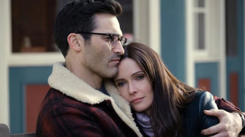 Tyler Hoechlin, Elizabeth Tulloch, Superman & Lois