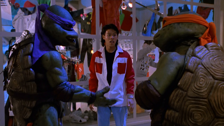 Donatello, Keno, and Michelangelo in "Teenage Mutant Ninja Turtles II: The Secret of the Ooze"