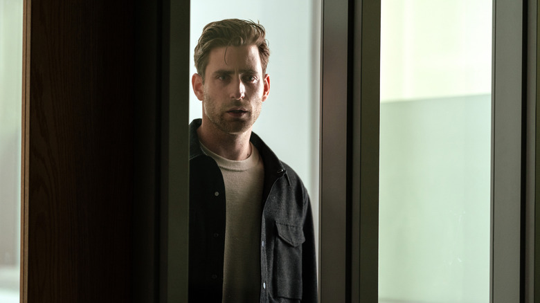 Oliver Jackson-Cohen in SURFACE