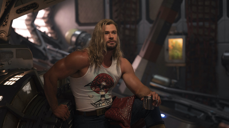 Thor: Love and Thunder Thor in a tank top