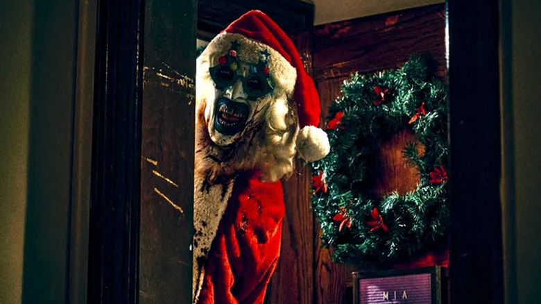 David Howard Thornton as Art the Clown in Santa Claus suit in Terrifier 3