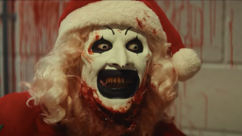 Terrifier 3 santa art stare