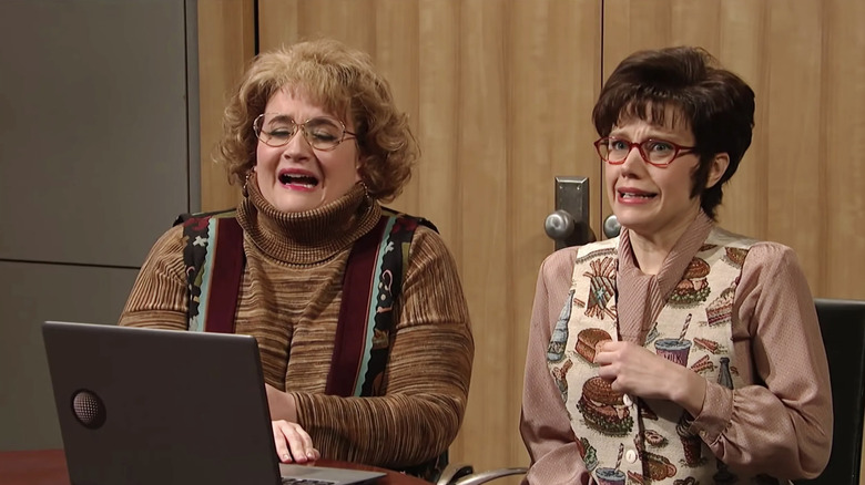 Aidy Bryant and Kate McKinnon on SNL