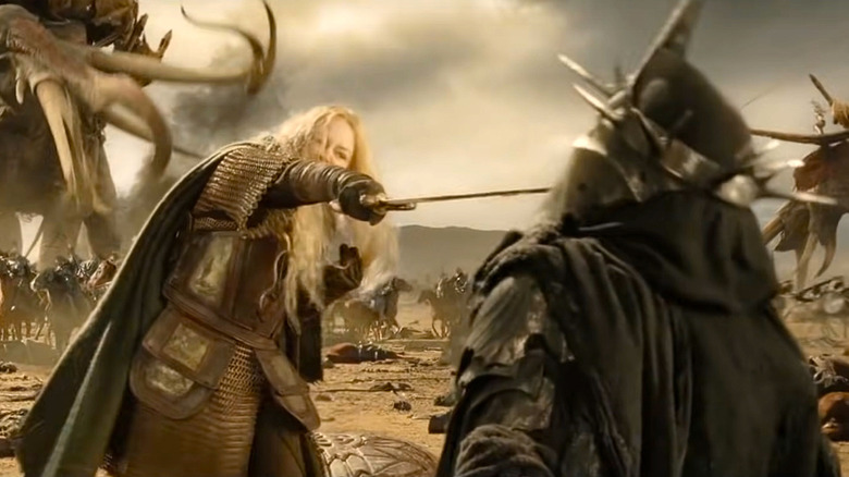 Miranda Otto stabbing sword The Return of the King