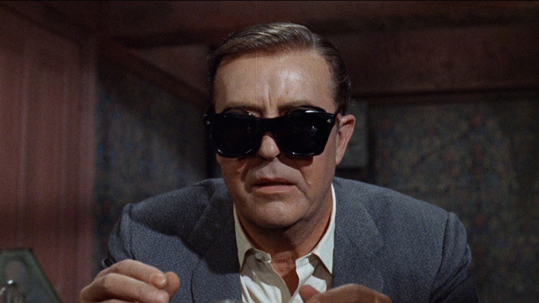 Ray Milland wearing sunglasses in X: The Man with X-Ray Eyes