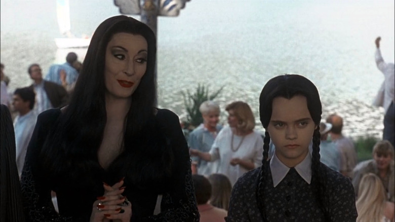 Anjelica Huston and Christina Ricci in Addams Family Values