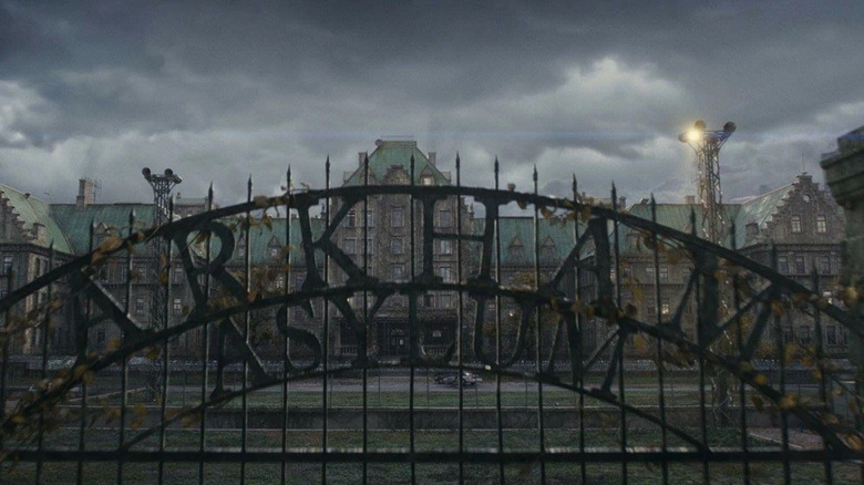 Arkham Asylum Gate