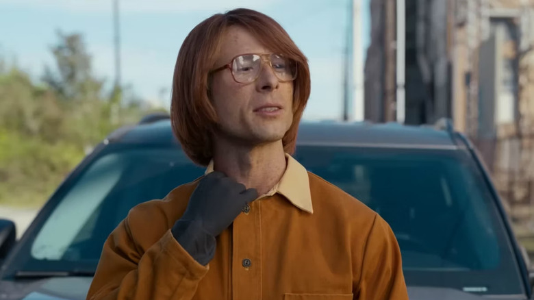 Glen Powell in a Hit Man disguise