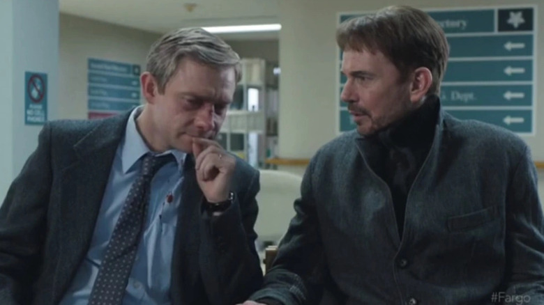 Martin Freeman talking to Billy Bob Thorton