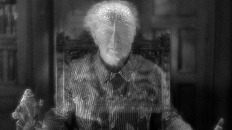 Dr. Mabuse appears in ghostly form