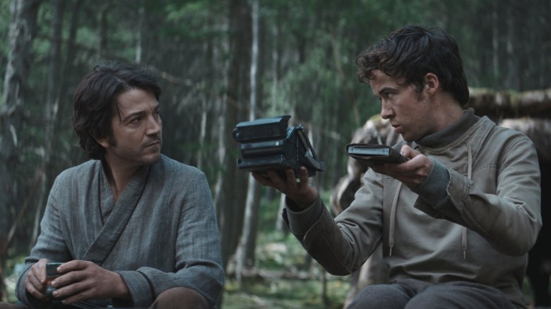 Diego Luna Alex Lawther in woods Andor 