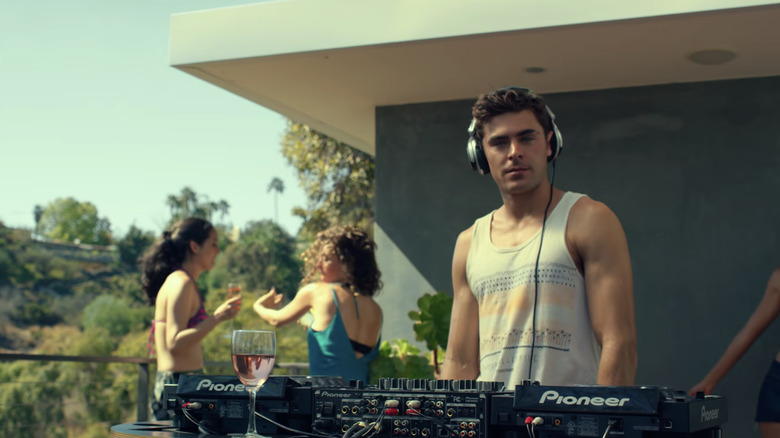 Zac Efron DJ'ing