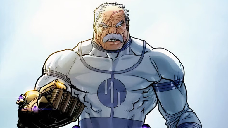 Conquest hovering in the sunlight in the comic book Invincible