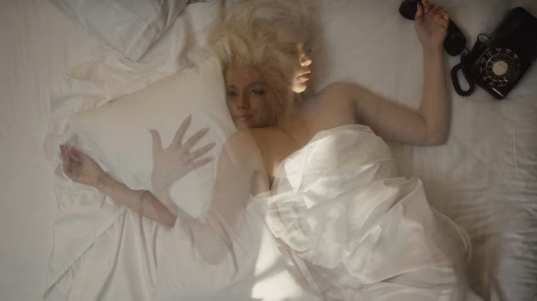 Marilyn Monroe dead bed ghost