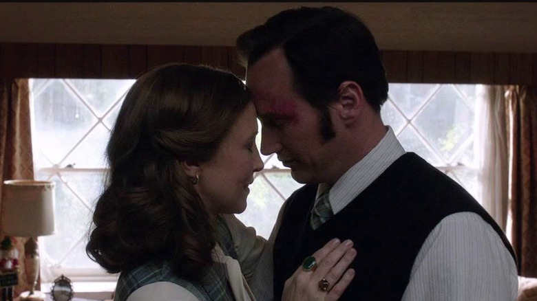 Vera Farmiga and Patrick Wilson in The Conjuring 2