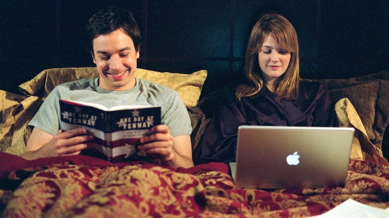 Ben and Lindsey in bed together