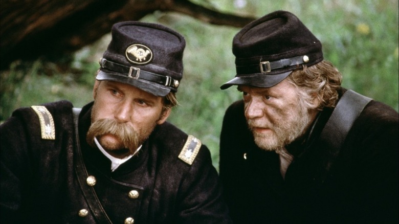 Two union soldiers look concerned