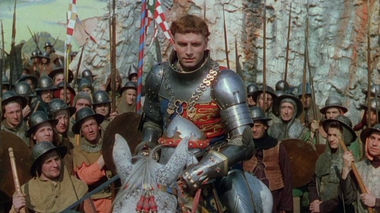 Henry V in front of soldiers on horse