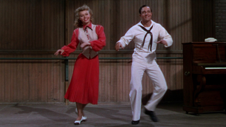 Vera-Ellen and Gene Kelly dancing