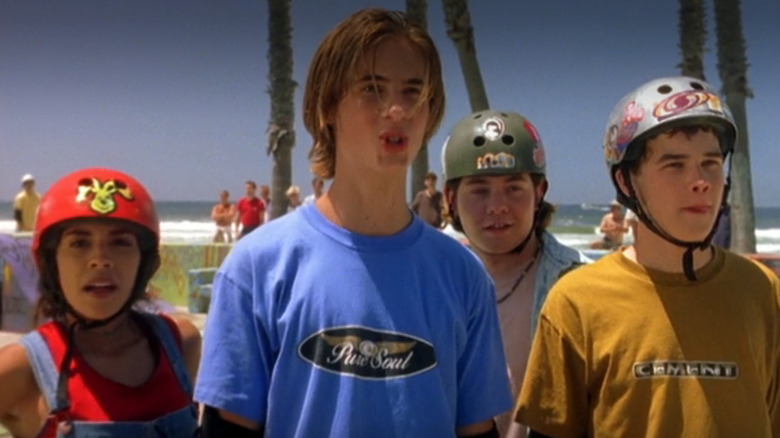 Andy (Erik von Detten) leading the Soul Skaters staring in Brink!