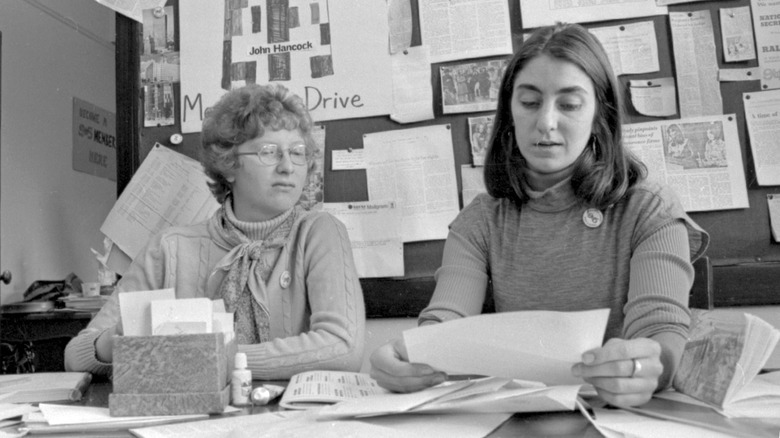 women office workers 1970s