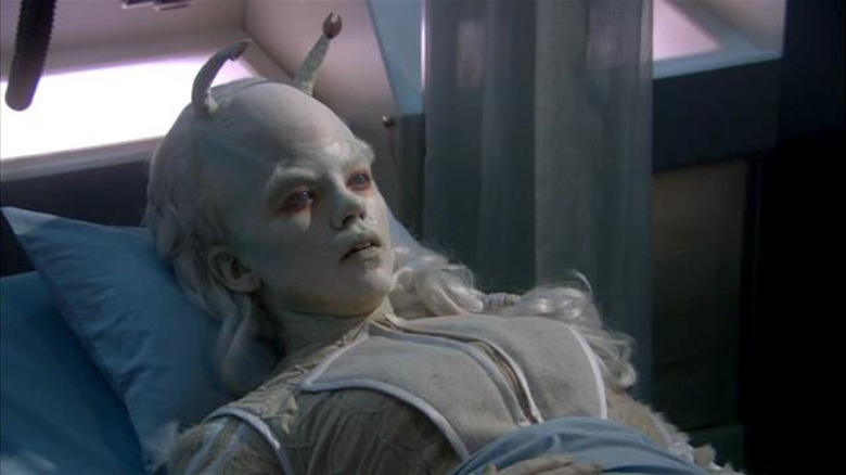 Jhamel (Alexandra Lydon) lays in sickbay in Star Trek: Enterprise