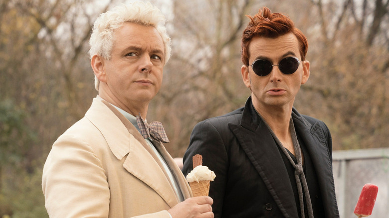 Michael Sheen and David Tennant as Azraphael and Crowley eating ice cream in Good Omens