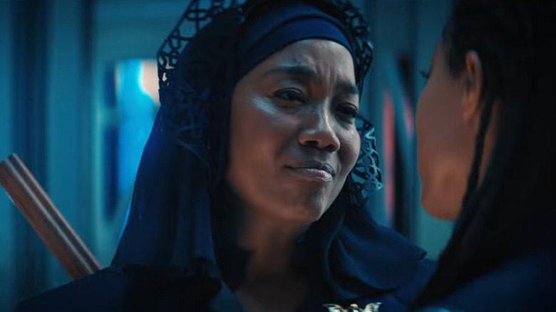 Gabrielle (Sonja Sohn) speaks with Burnham (Sonequa Martin-Green) on Star Trek: Discovery