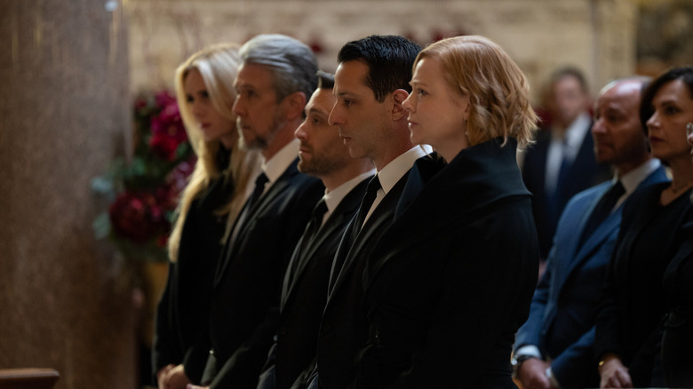 Succession Roy family at funeral