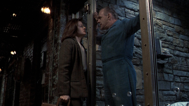 Clarice (Jodie Foster) facing Hannibal (Anthony Hopkins) in Silence of the Lambs