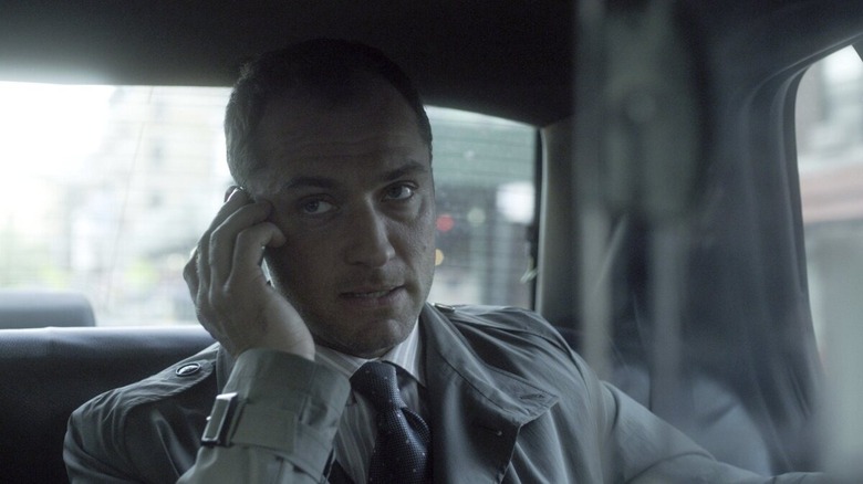 Jude Law on phone