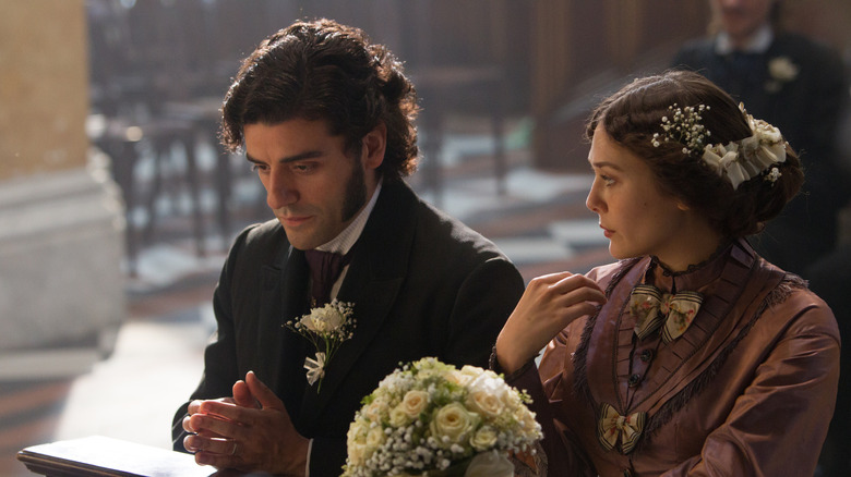 Oscar Isaac and Elizabeth Olsen in In Secret