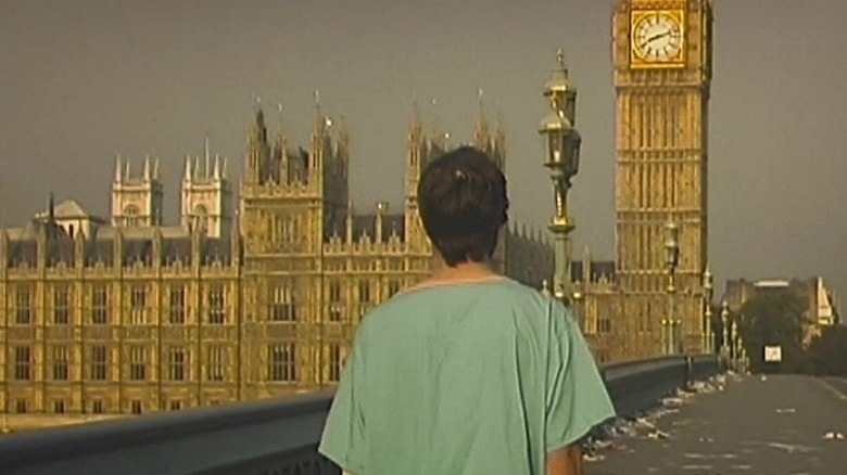 Cillian Murphy wanders a deserted London