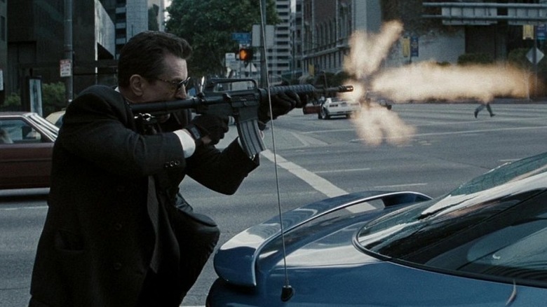 Robert DeNiro Heat shooting machine gun