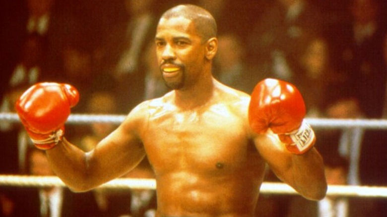 Denzel Washington in boxing ring