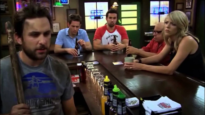 The gang drinks at bar It's Always Sunny in Philadelphia