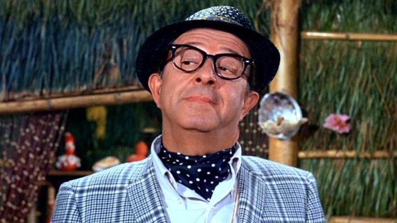 Phil Silvers as Harold Hecuba suckers the castaways on Gilligan's Island