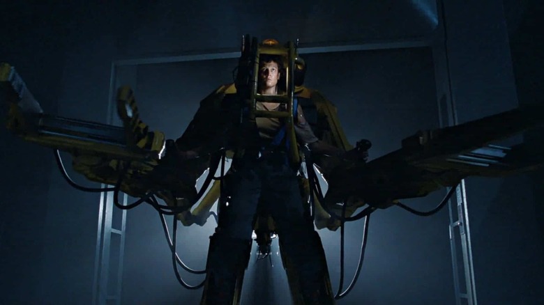 Sigourney Weaver ready to fight in the power loader