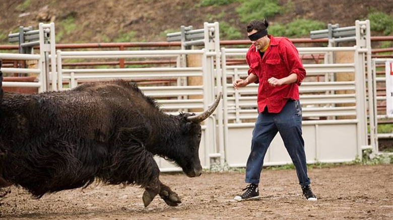 Johnny Knoxville with bull